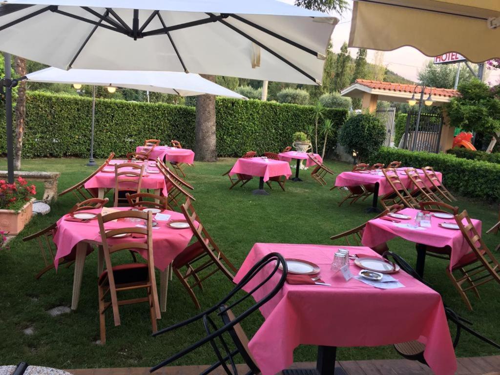 Il Salice Hotel Civitella Del Tronto Luaran gambar