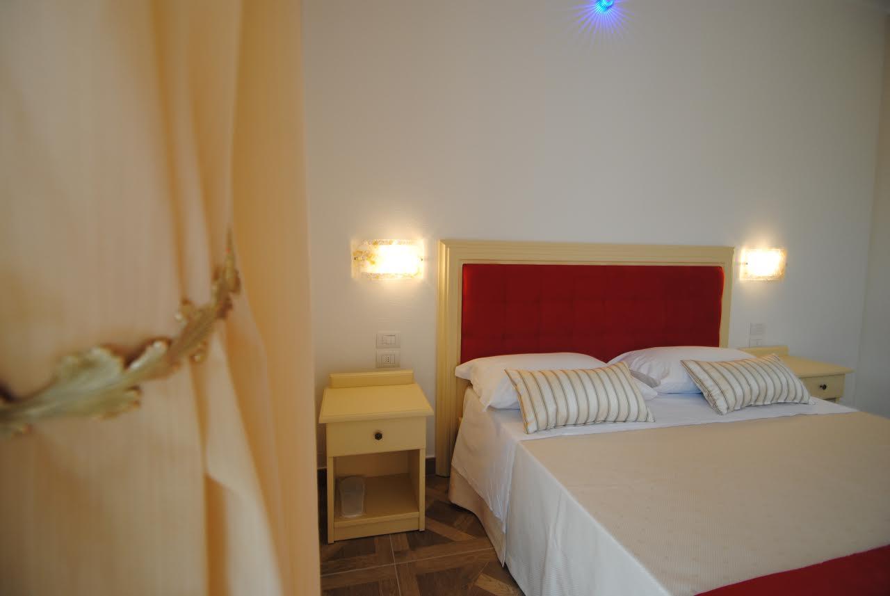 Il Salice Hotel Civitella Del Tronto Luaran gambar