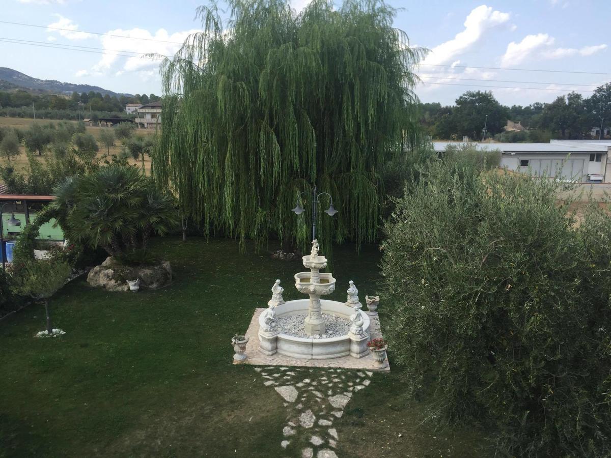 Il Salice Hotel Civitella Del Tronto Luaran gambar